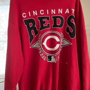 Cincinnati reds sweatshirt